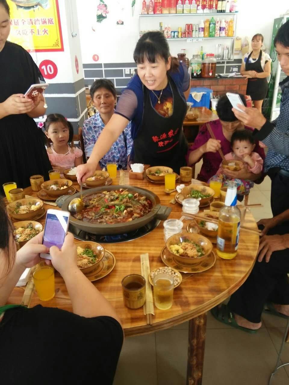 石锅鱼道·商场店 - 合作案例