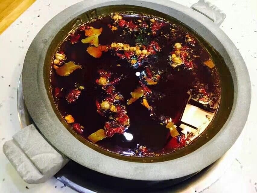 石锅餐饮品牌化发展之路：如何从传统美食走向现代品牌运营