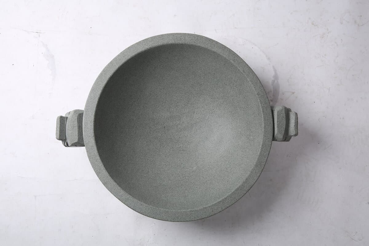 灰白耐火石锅（标准款）