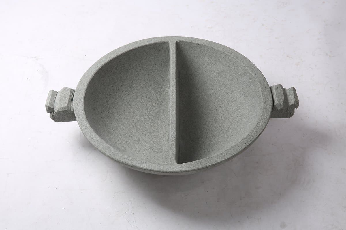 石锅厚度与使用寿命的终极指南：如何为你的餐厅选择耐用的石锅